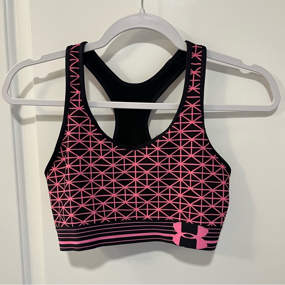 Like new!! Under Armour sports bra